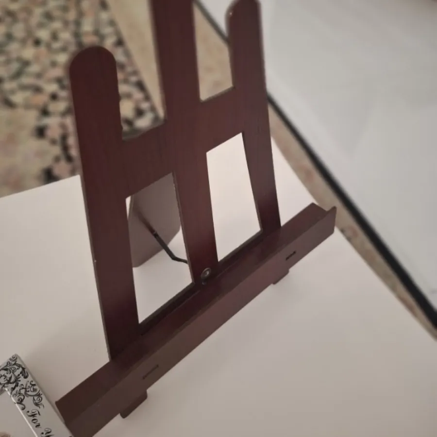پایه نگهدارنده عکس