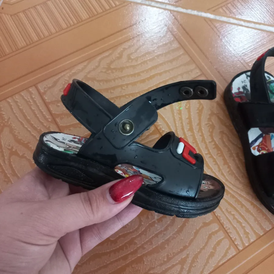 کفش بچگونه نو