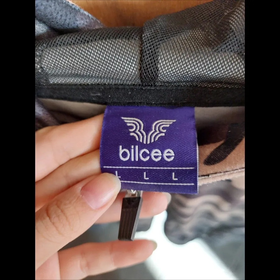 سویشرت بیلسی طرح چریکی