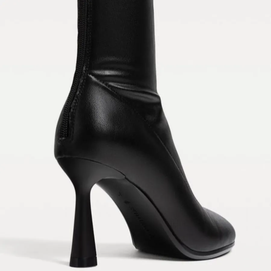 بوت چرم استرادیواریوس