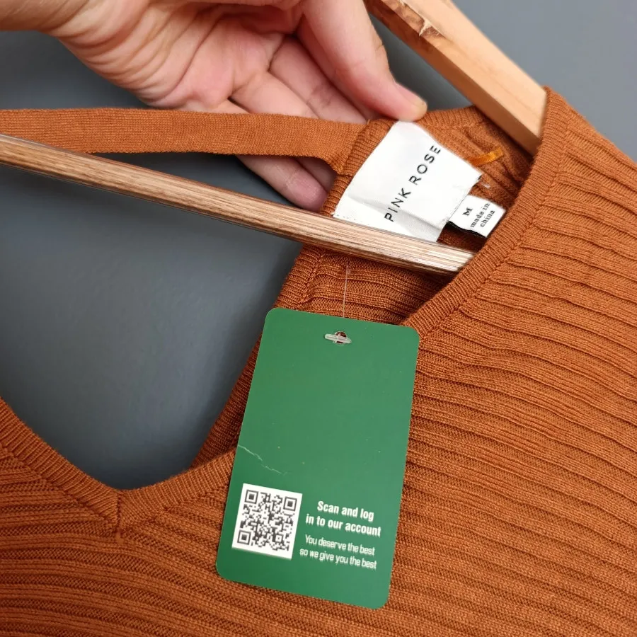 پلیور بافت شتری Pink Rose