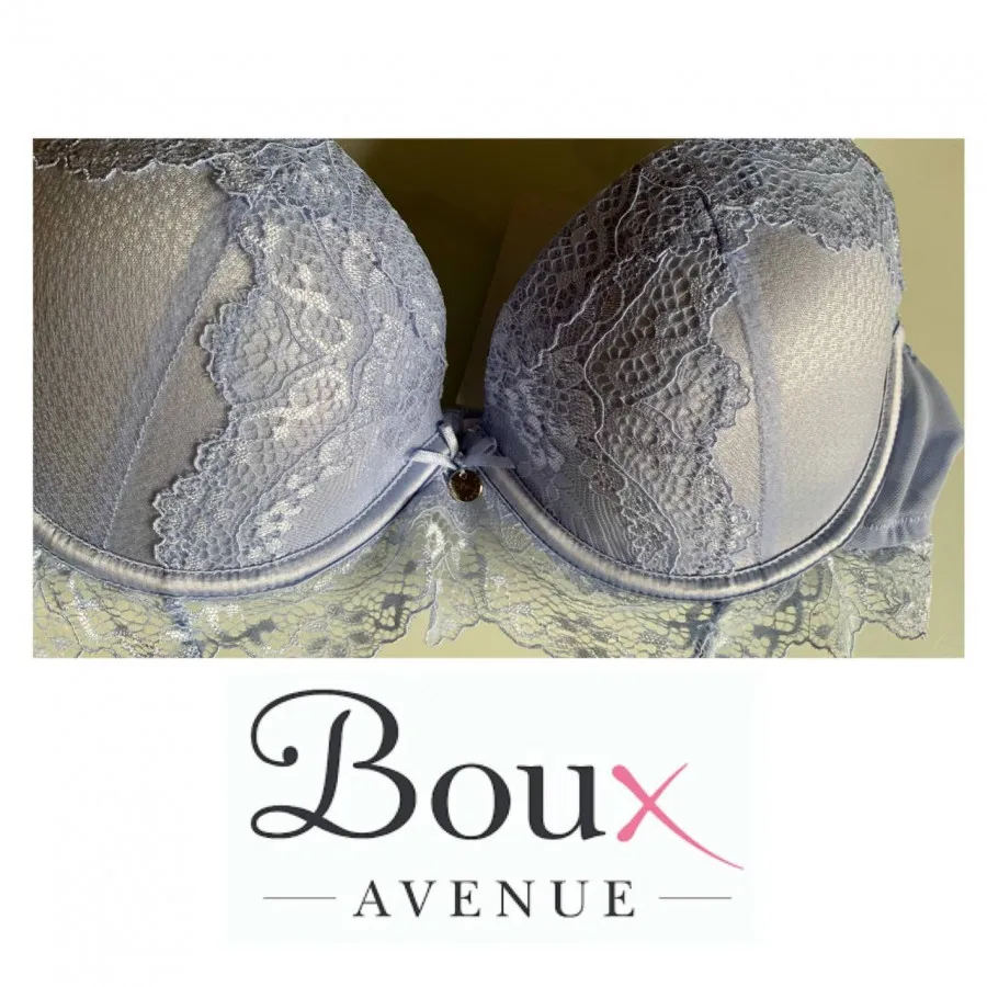 سوتین ابی نیلی ناز