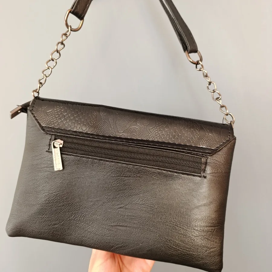 کیف مشکی نگین کوب