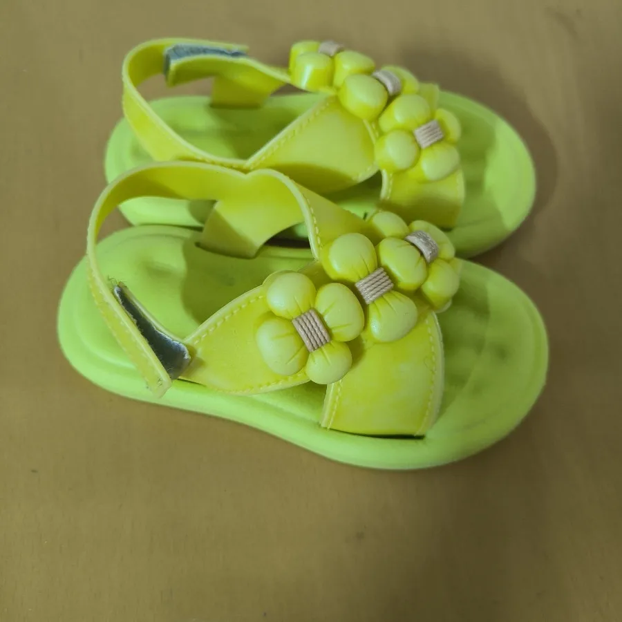 صندل بچه‌گانه