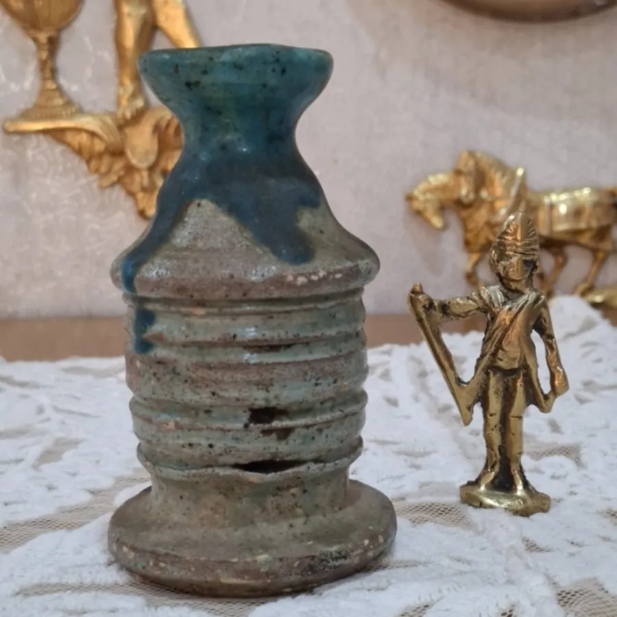 گلدان قدیمی