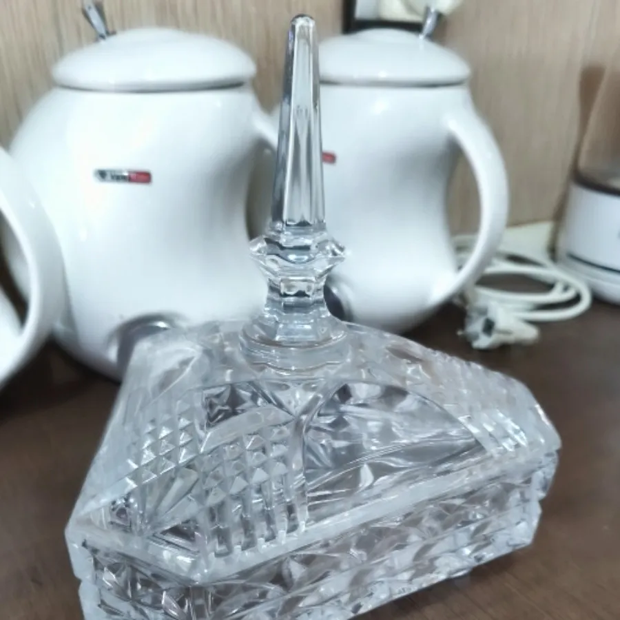 شکلات خوری پایه دار