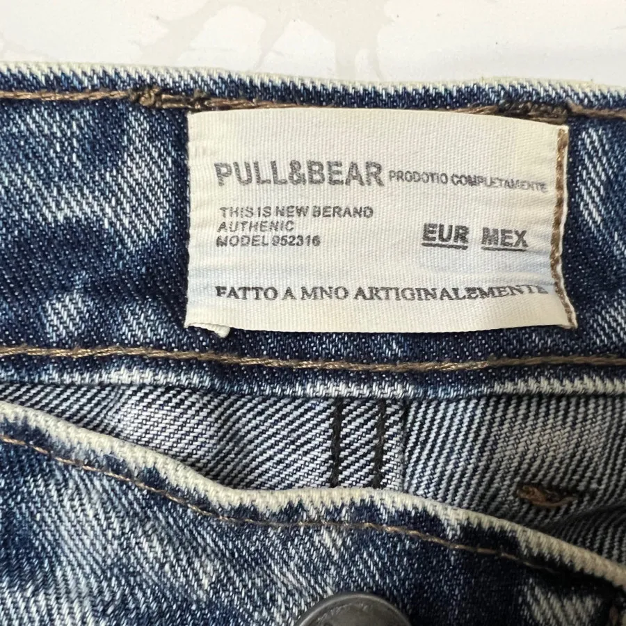 شلوار جین pull&bear