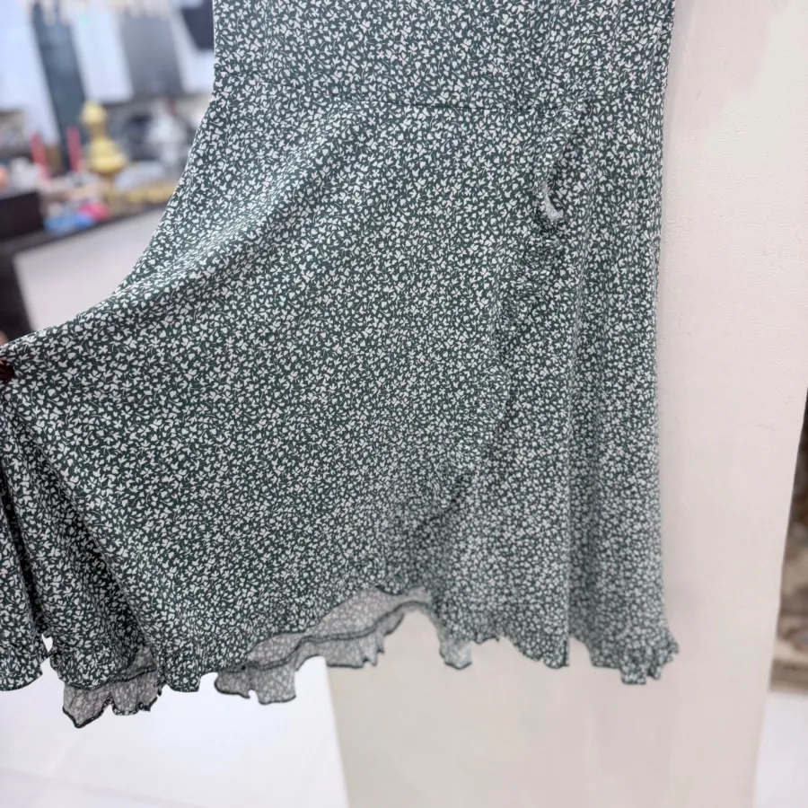 پیراهن گلدار pullandbear