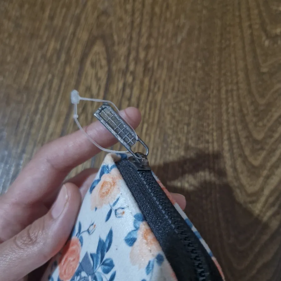 جاکارتی مخملی طرح گل