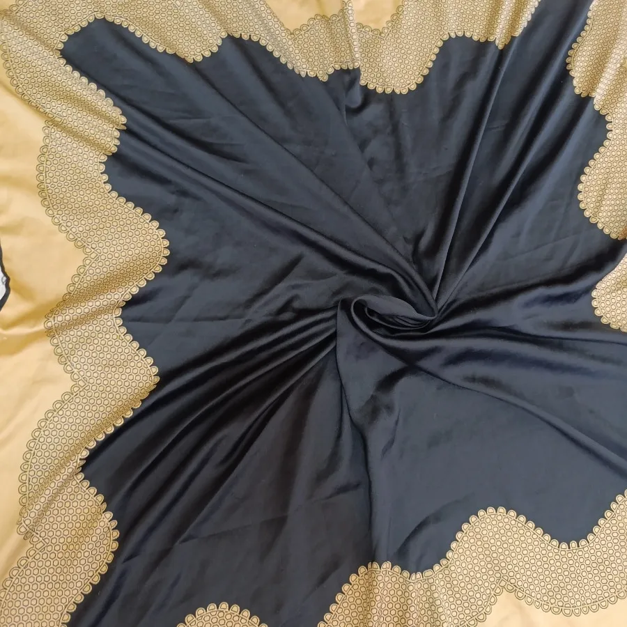 روسری ساتن