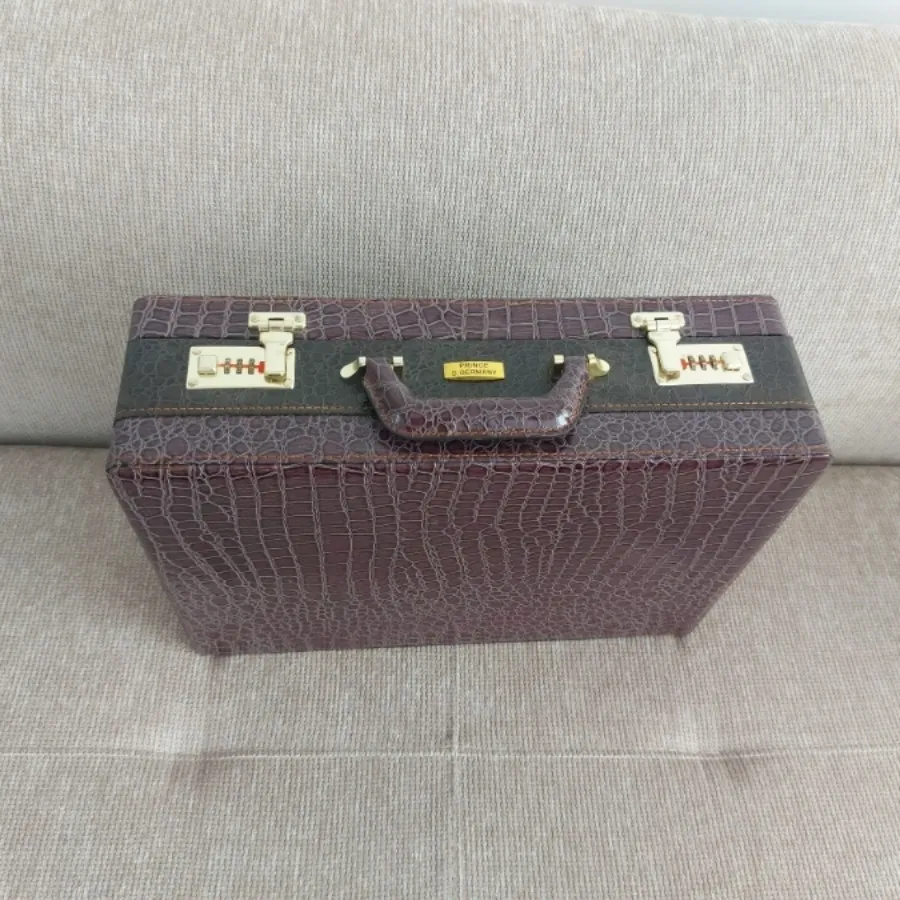چمدان سرویس قاشق چنگال