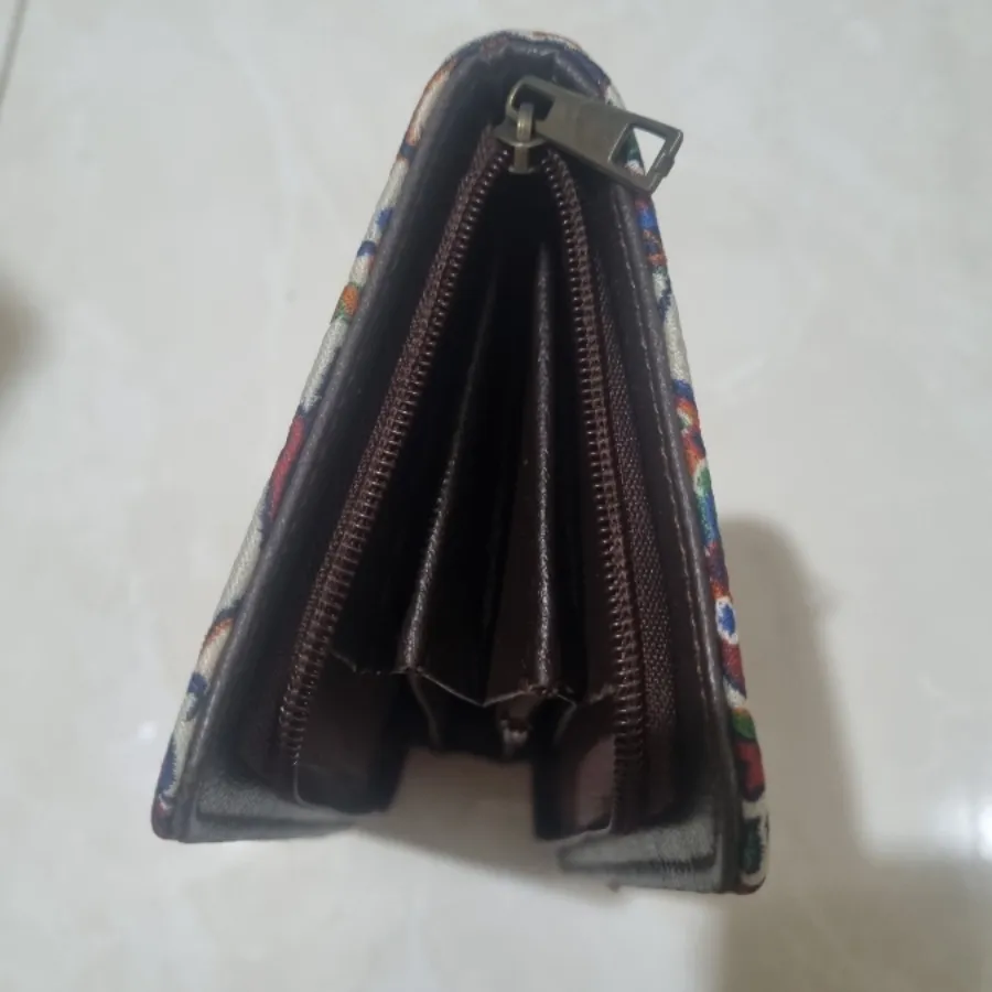 کیف پول سنتی