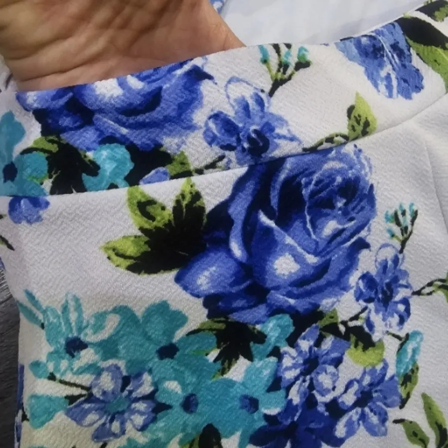 دکلته شلوارک دار