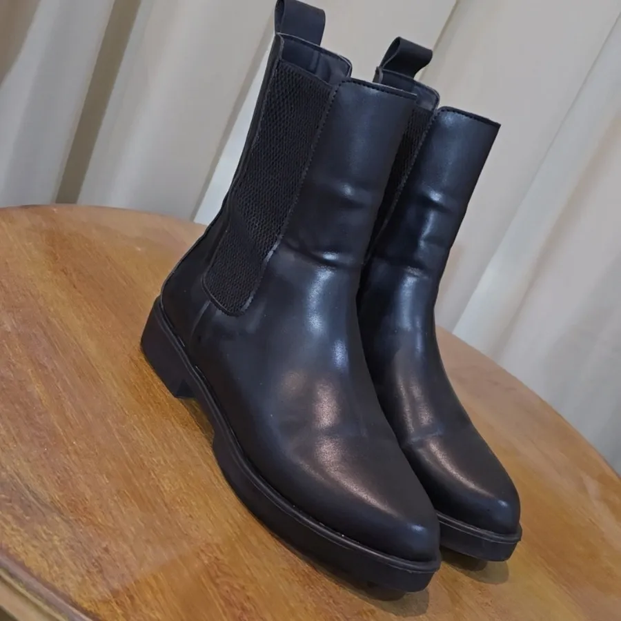 نیم بوت زنانه