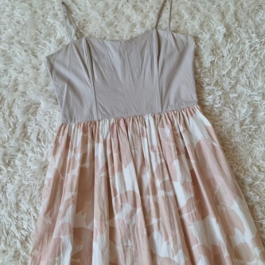 پیراهن دخترانه