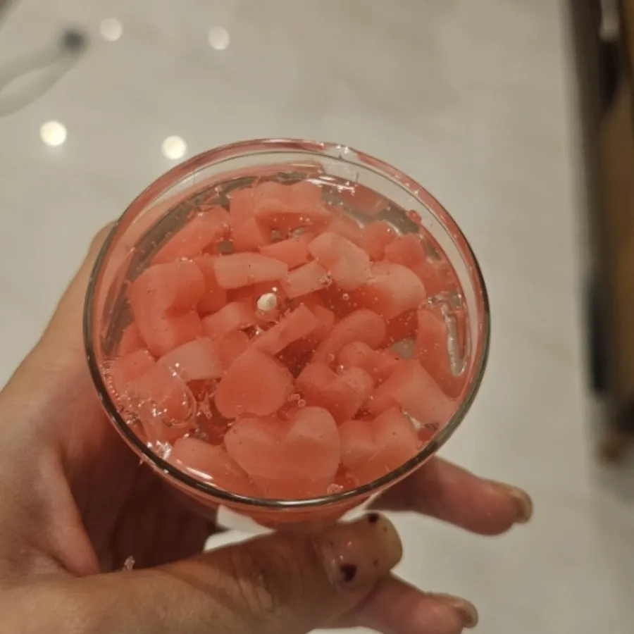 شمع دکوری طرح قلب صورتی