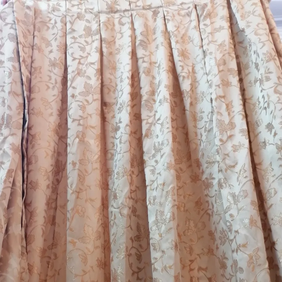 پرده ساتن طرحدار