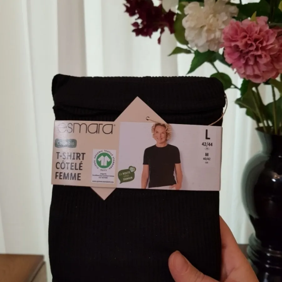 تیشرت اسمارا