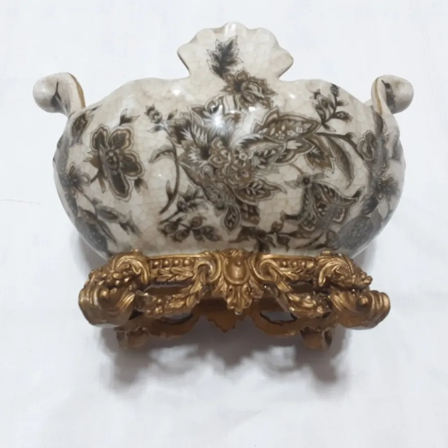 میوه خوری طرح زیر خاکی