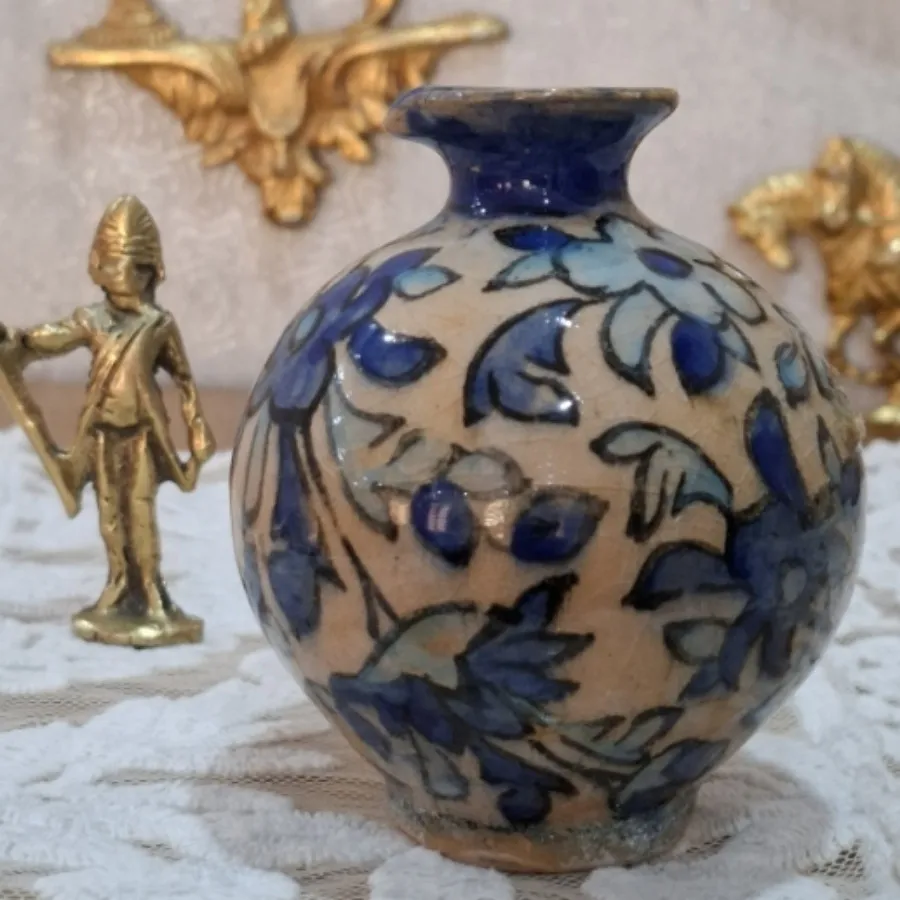 گلدان نقاشی