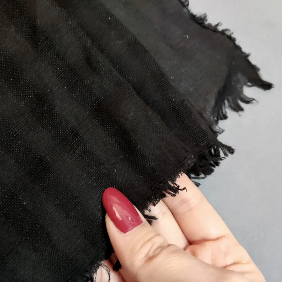 روسری مشکی نخی