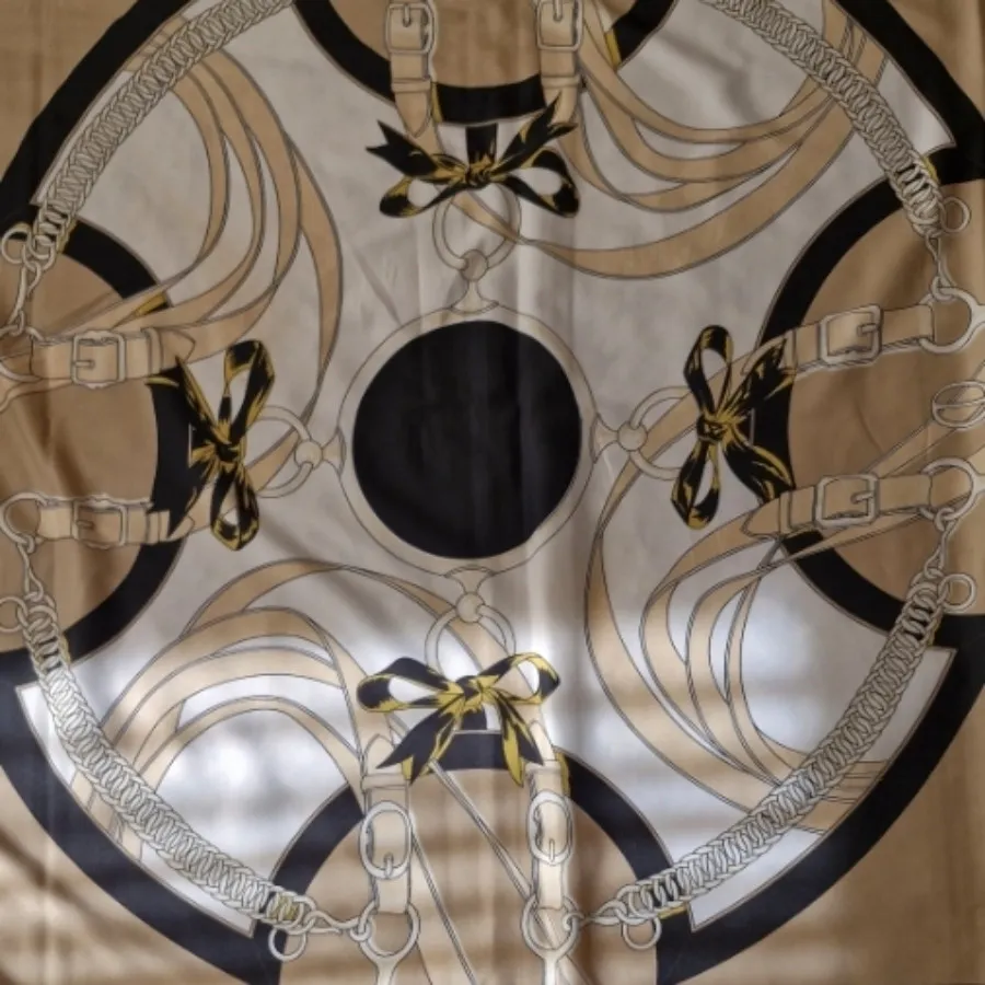 روسری قواره بزرگ