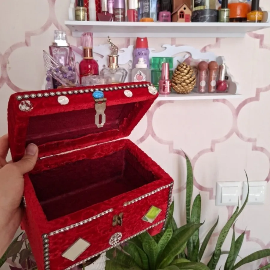 صندوقچه مخمل