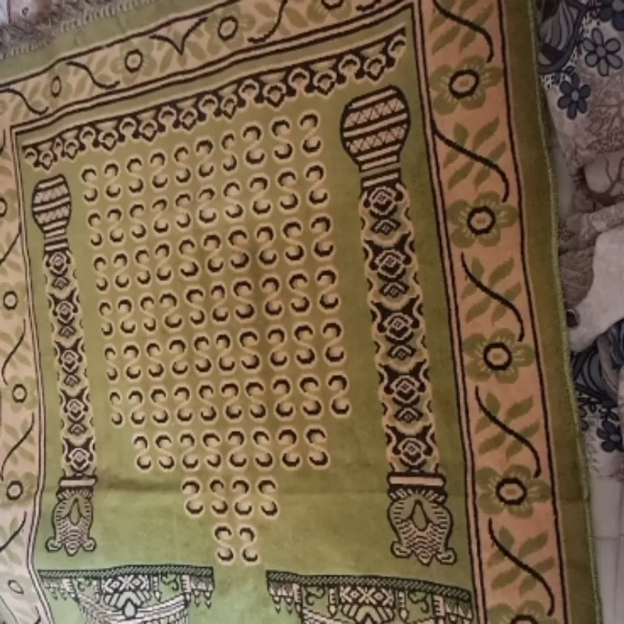 سجاده،کیف برزنت،چراغ لیزر