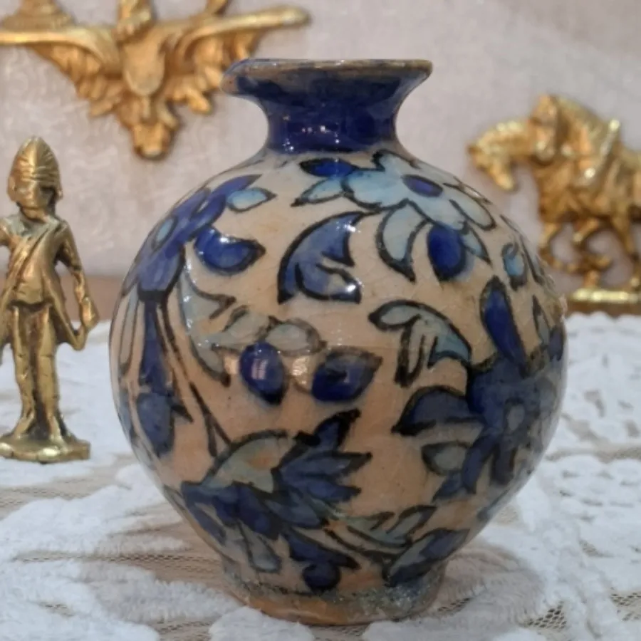 گلدان  نقاشی دست