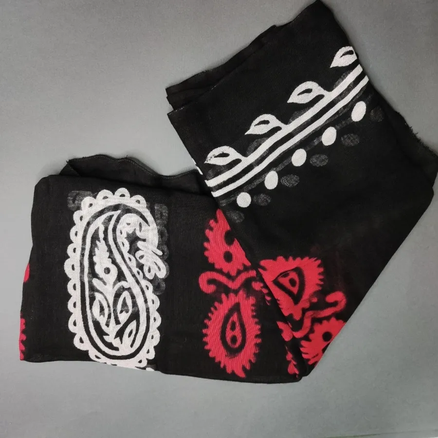 روسری شیک نخی