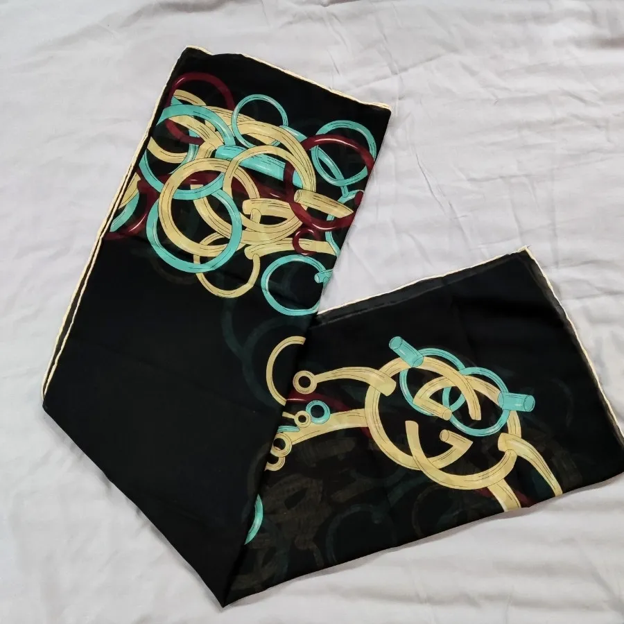 روسری شیک و لوکس
