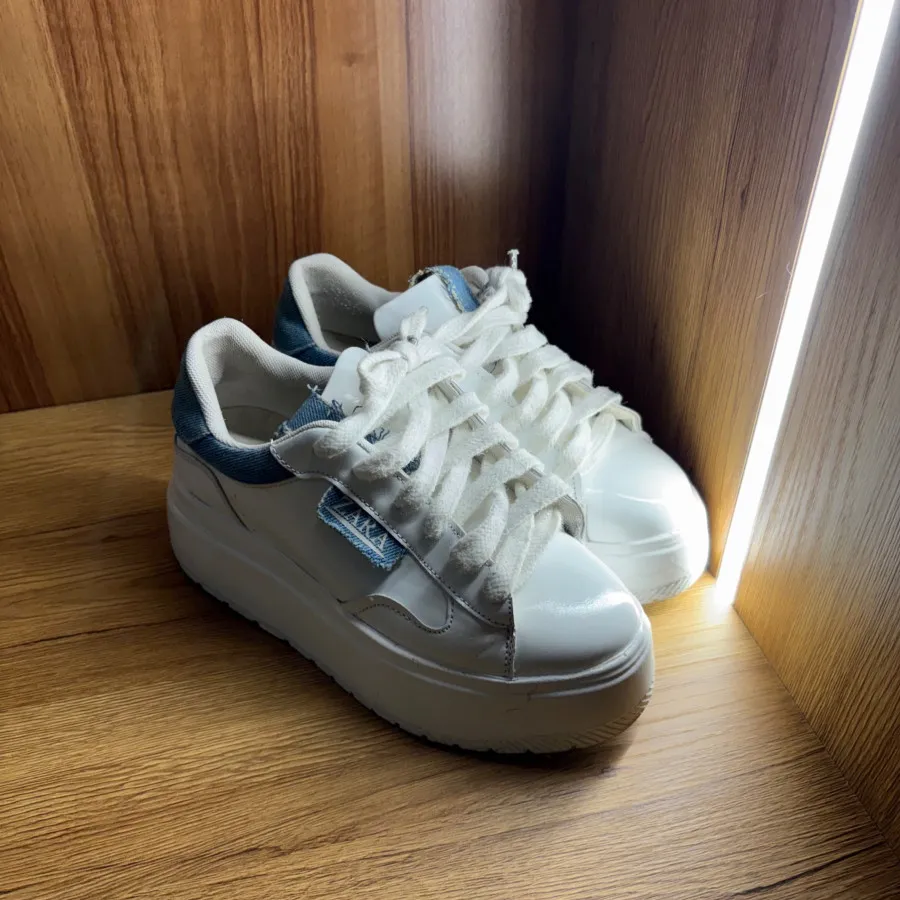 کتونی زارا سفید