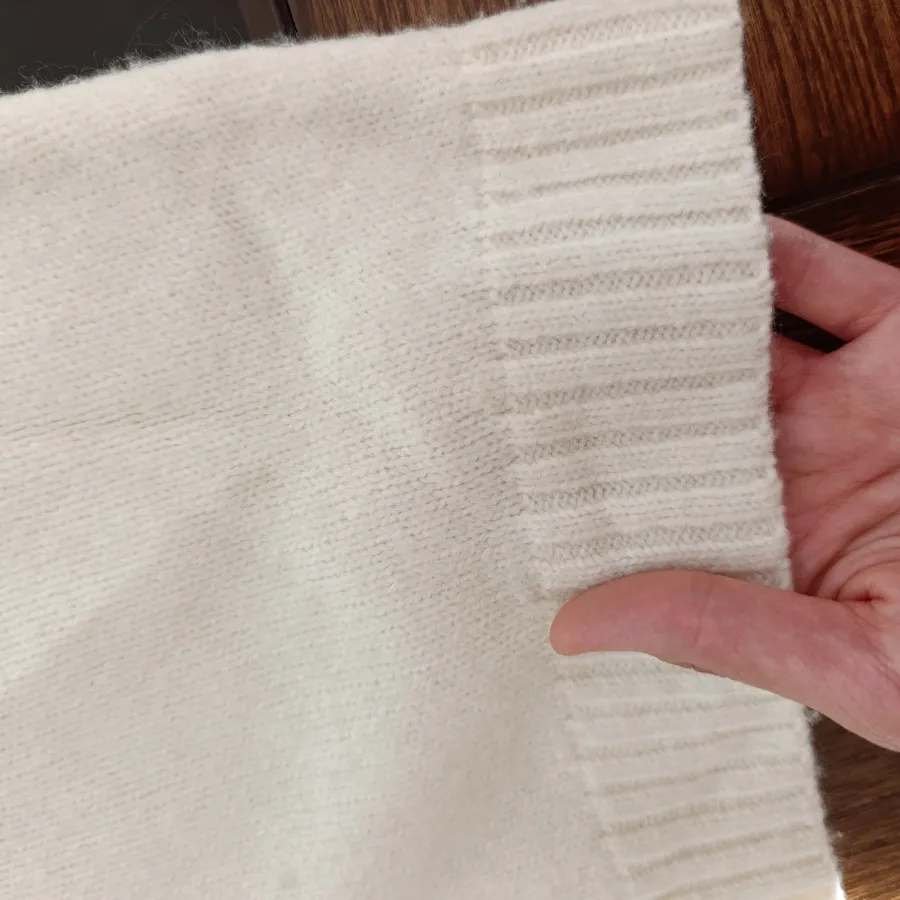 بلوز بافت شیک برند Moth