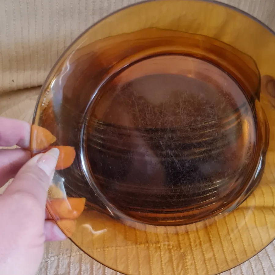 تعدادی ظروف کارکزده