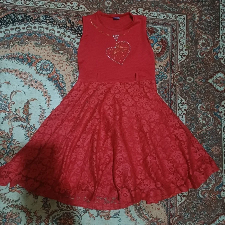 پیراهن چین دار دخترانه