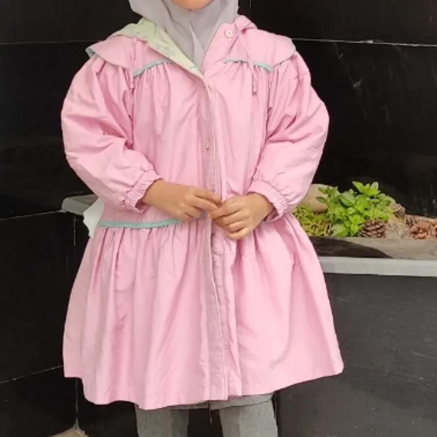 کاپشن صورتی