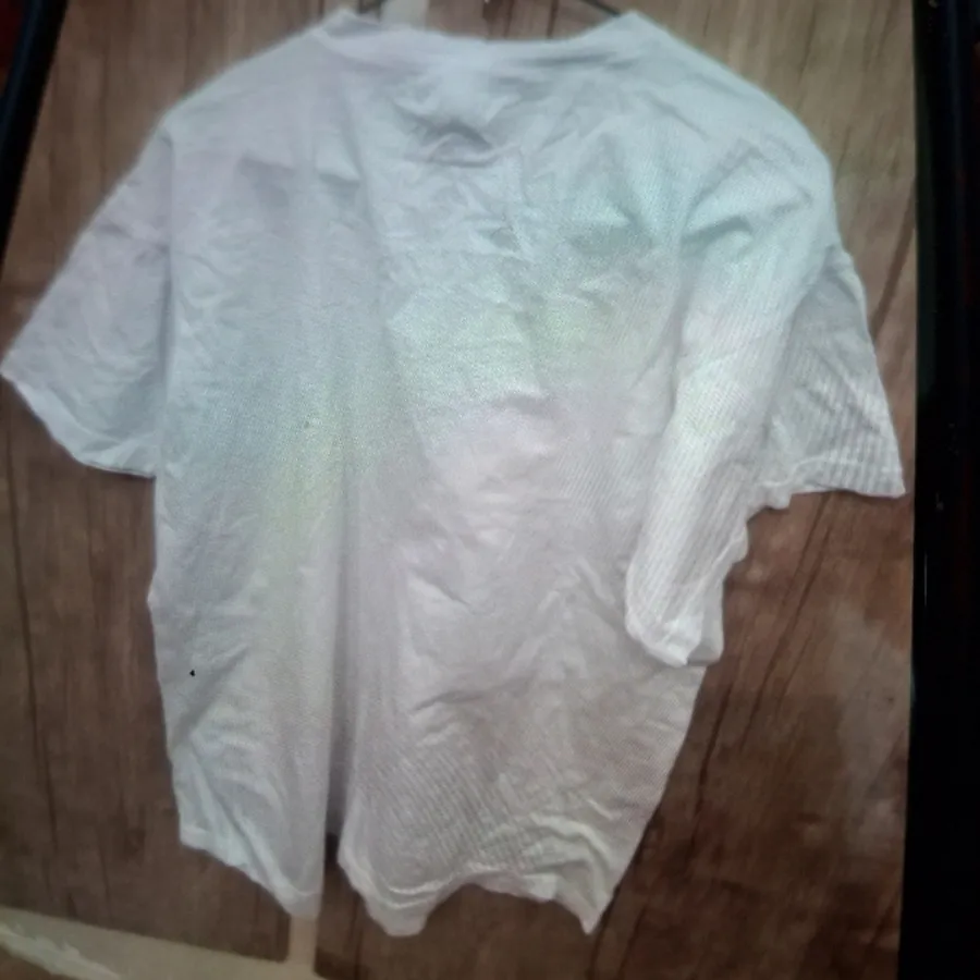 تیشرت سایز 40