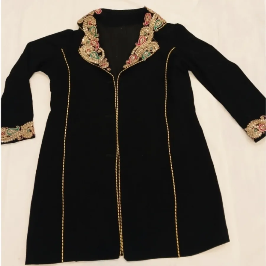 مانتو مشکی کارشده