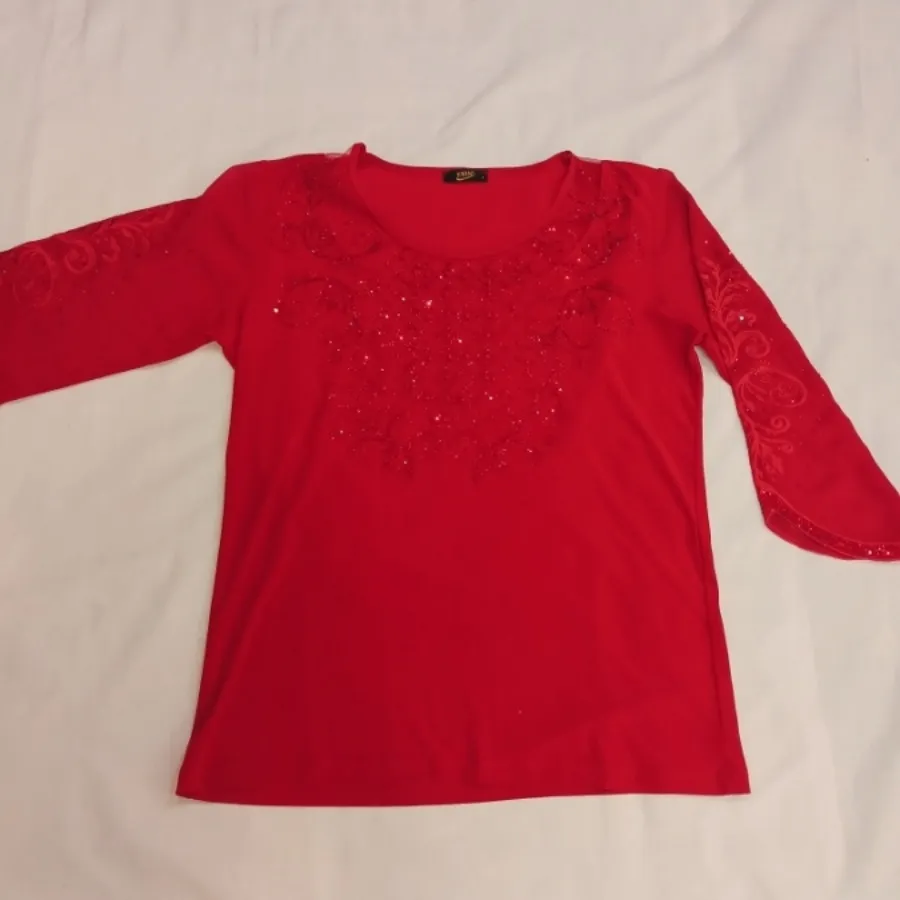 شومیز قرمز کار شده مجلسی