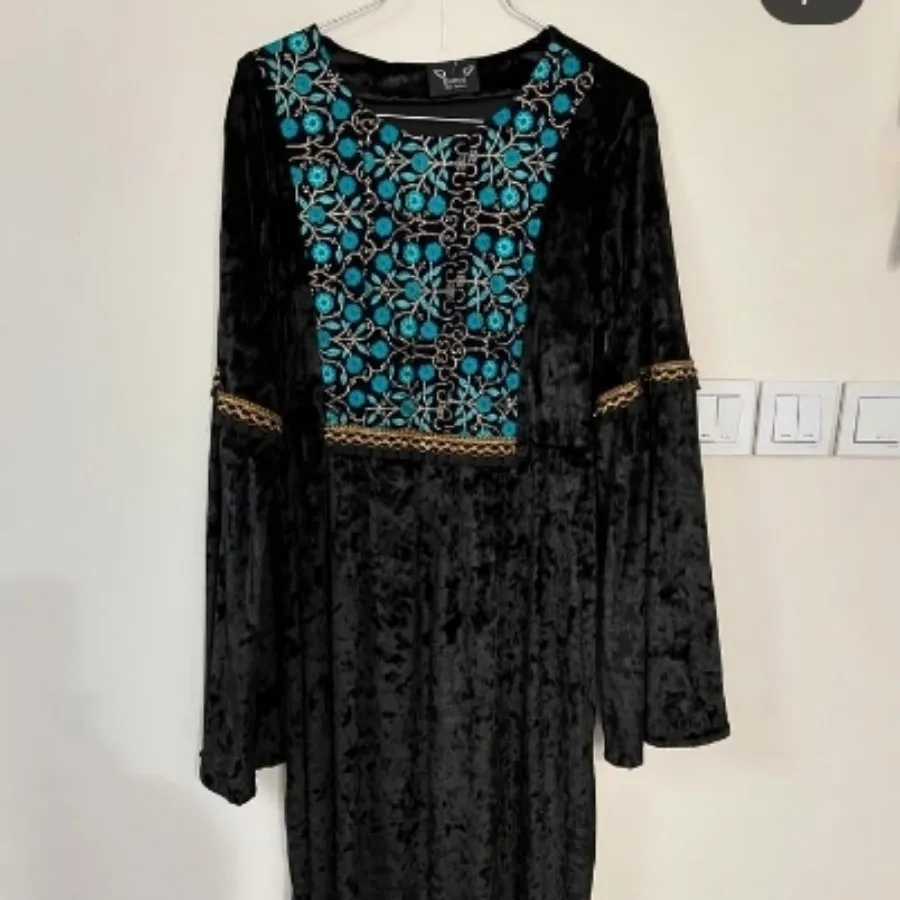 پیراهن مخمل