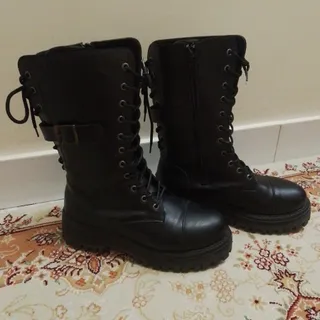 بوت ساق دار