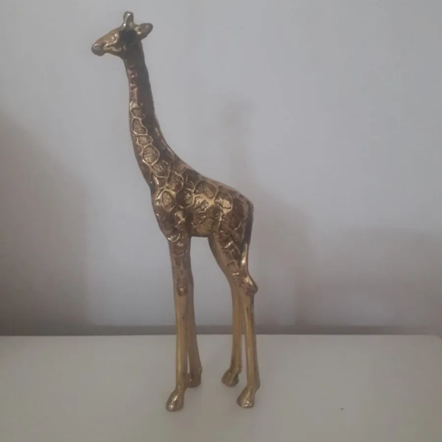 مجسمه زرافه