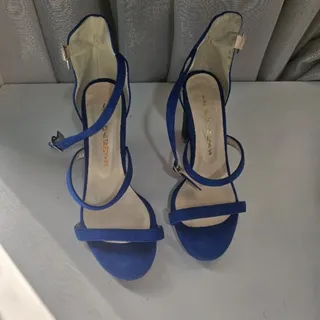 کفش پاشنه بلند