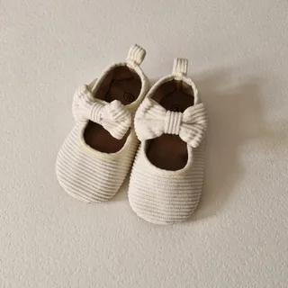 پاپوش وارداتی بچگانه