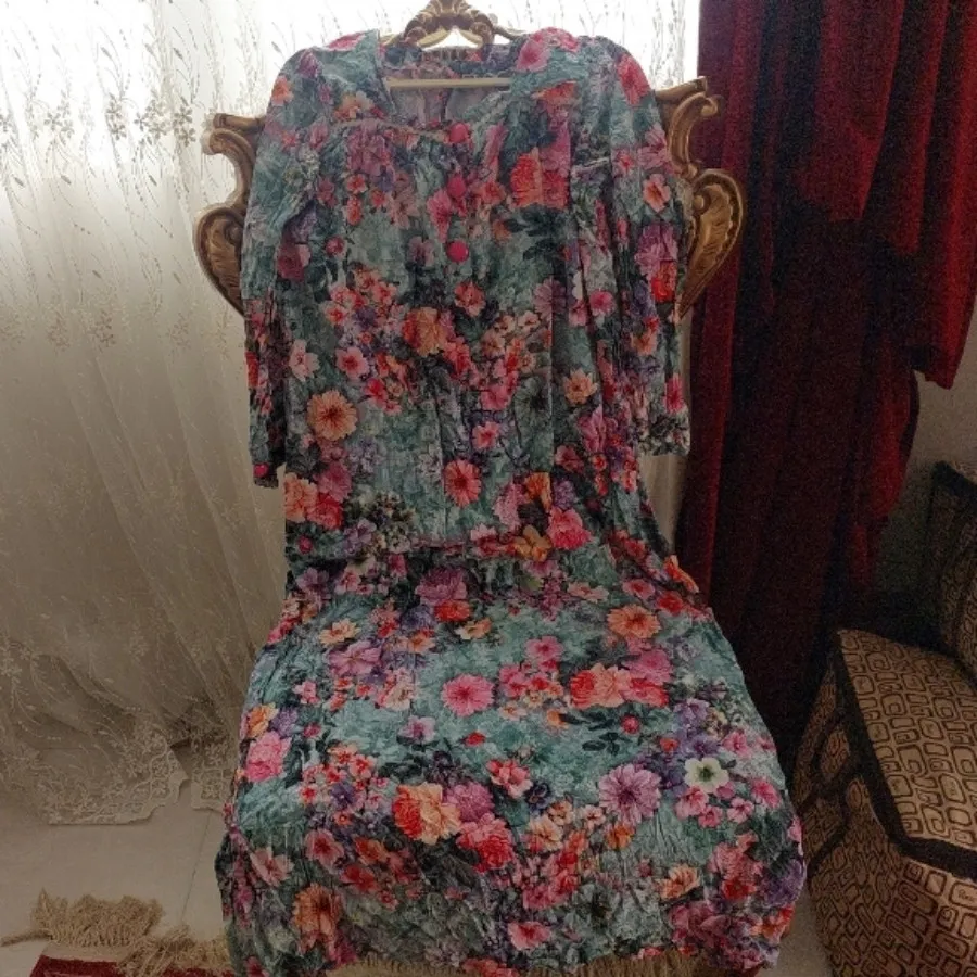 پیراهن پوشیده