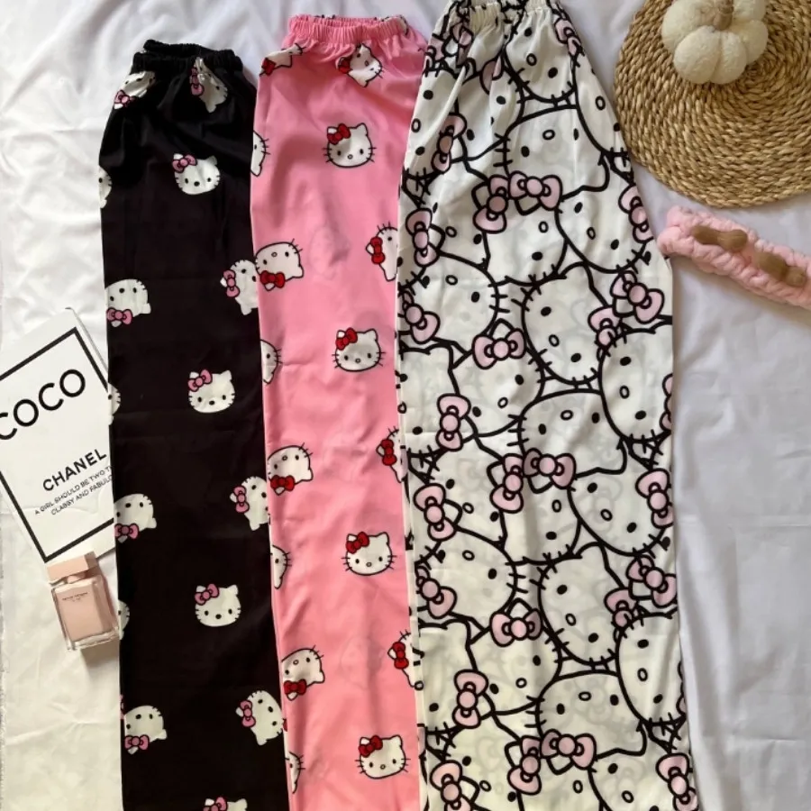 پیژامه هلوکیتی