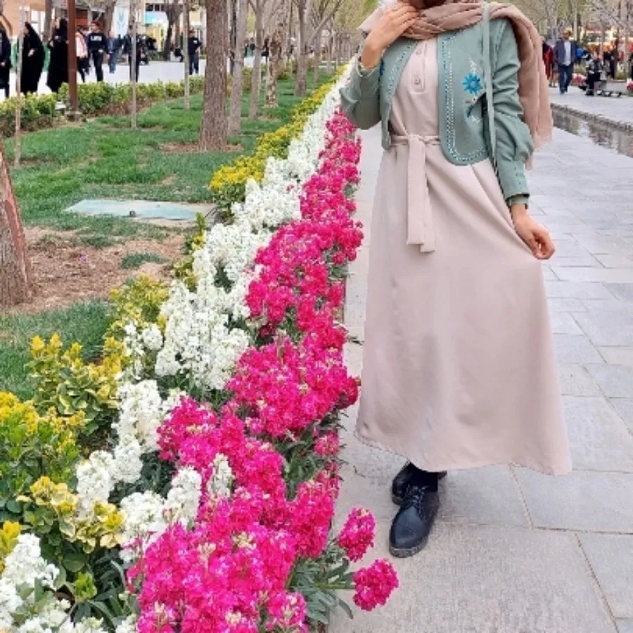 ست کت و سارافون