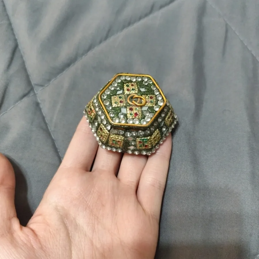 جای جواهرات هندی