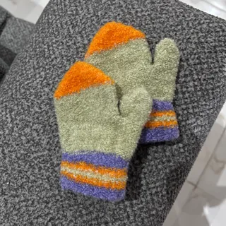 دستکش نوزاد