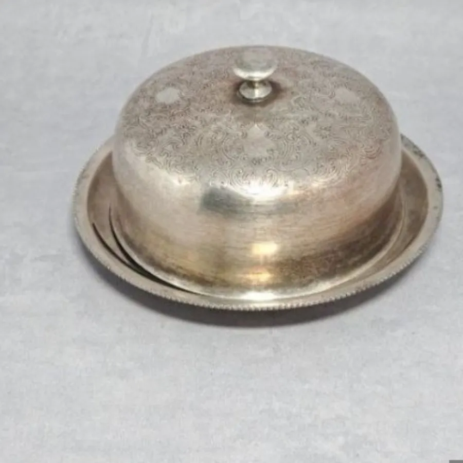 خاویار خوری مارکدار